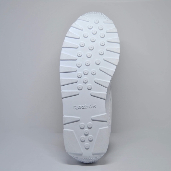 Reebok White Renaissance Classic - Picture 3 of 6